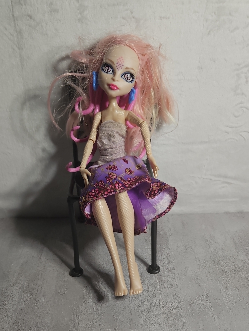 Monster High Viperine Gorgon fashion doll, from the Frights, Camera, Action